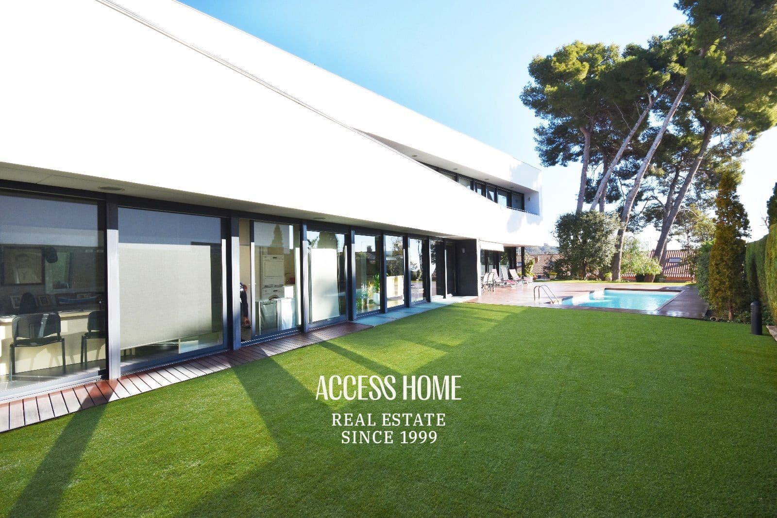 4 makuuhuone Huvila myytävänä paikassa Premia de Dalt mukana uima-altaan 
autotalli - 1 600 000 € (Ref: 9251625)