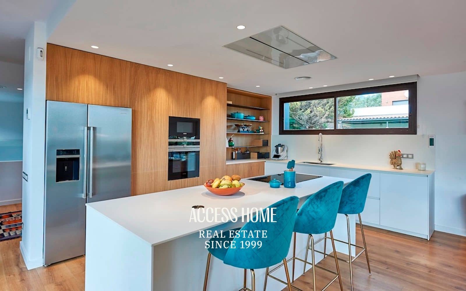 4 bedroom Villa for sale in Sant Vicenc de Montalt with pool garage - € 1,395,000 (Ref: 9254436)