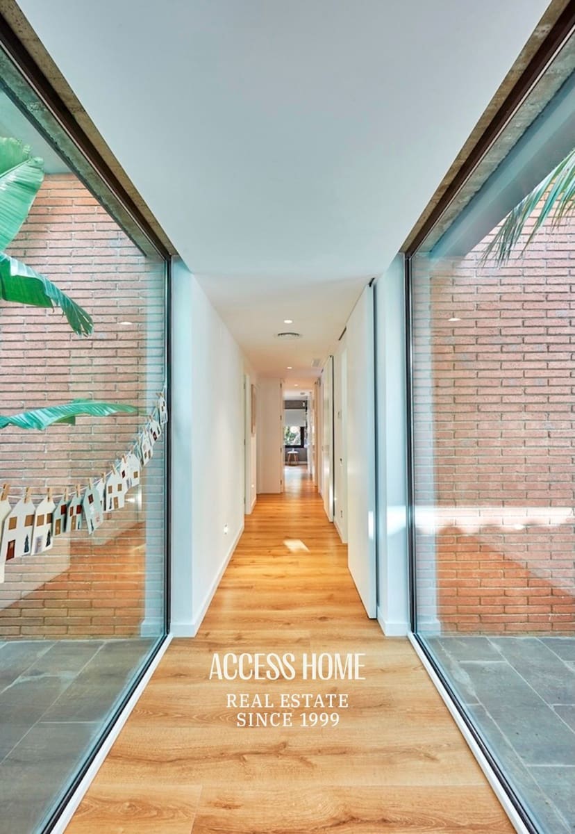 4 bedroom Villa for sale in Sant Vicenc de Montalt with pool garage - € 1,395,000 (Ref: 9254436)