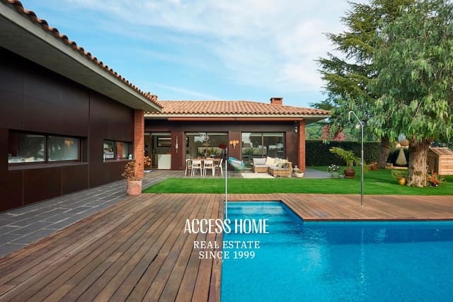 4 soverom Villa til salgs i Sant Vicenç de Montalt med svømmebasseng garasje - € 1 395 000 (Ref: 9254436)