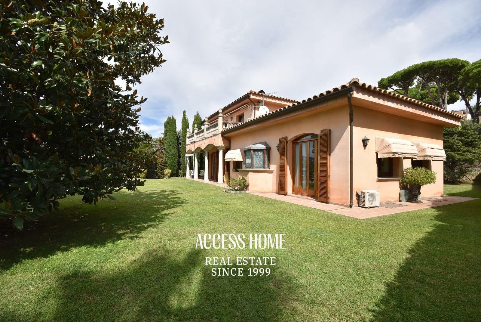 6 soverom Villa til salgs i Caldes d'Estrac med svømmebasseng garasje - € 1 550 000 (Ref: 9271878)