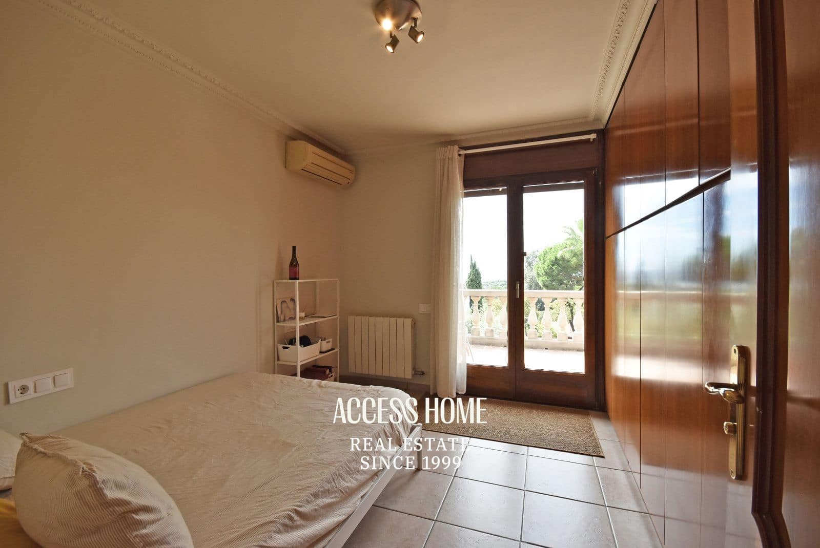 6 soverom Villa til salgs i Caldes d'Estrac med svømmebasseng garasje - € 1 550 000 (Ref: 9271878)