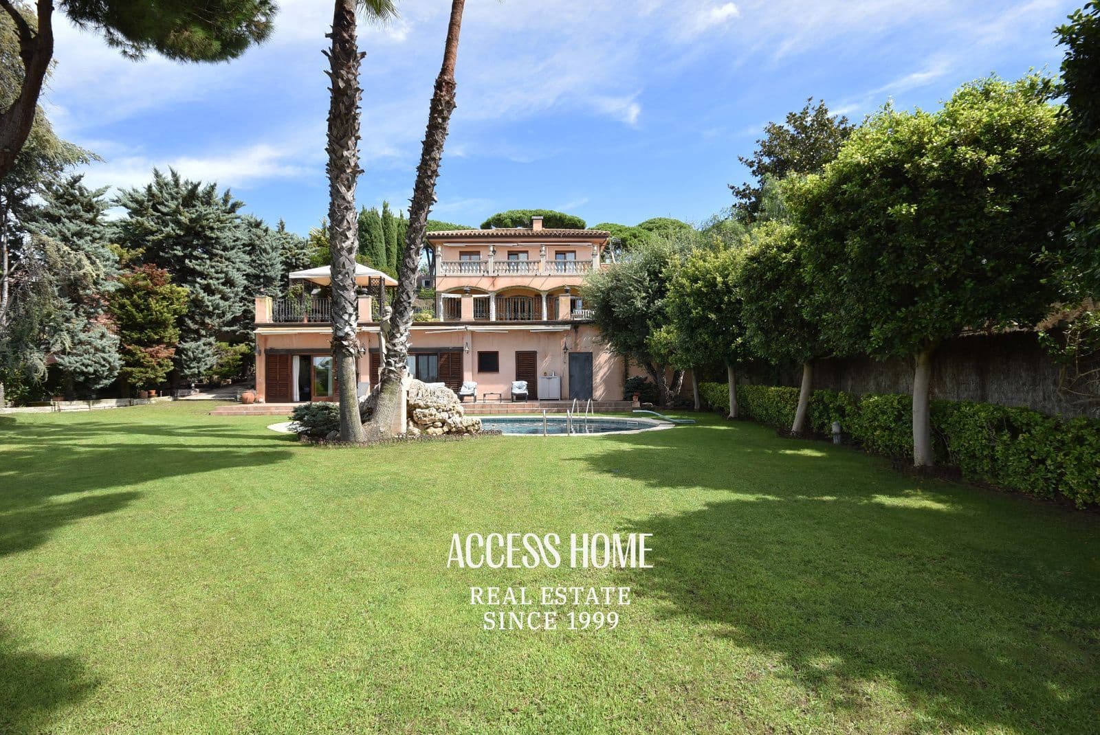 6 soverom Villa til salgs i Caldes d'Estrac med svømmebasseng garasje - € 1 550 000 (Ref: 9271878)