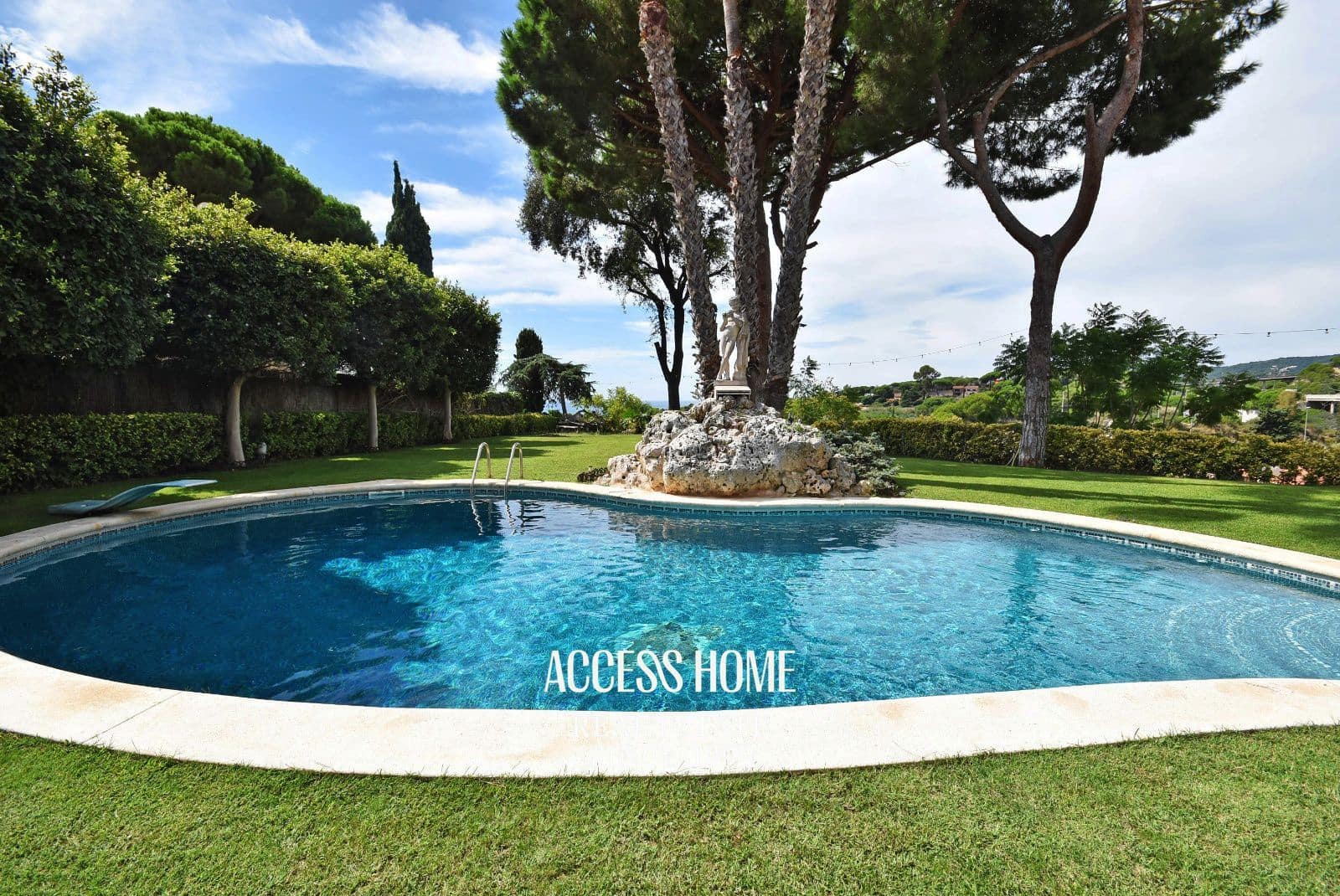 6 soverom Villa til salgs i Caldes d'Estrac med svømmebasseng garasje - € 1 550 000 (Ref: 9271878)