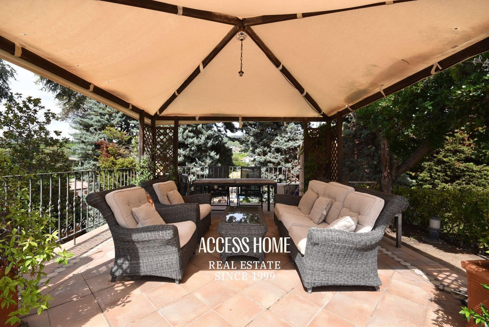 6 soverom Villa til salgs i Caldes d'Estrac med svømmebasseng garasje - € 1 550 000 (Ref: 9271878)