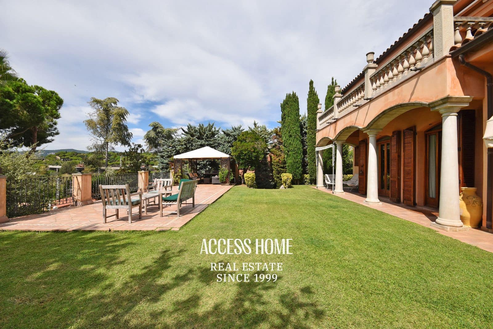 6 soverom Villa til salgs i Caldes d'Estrac med svømmebasseng garasje - € 1 550 000 (Ref: 9271878)