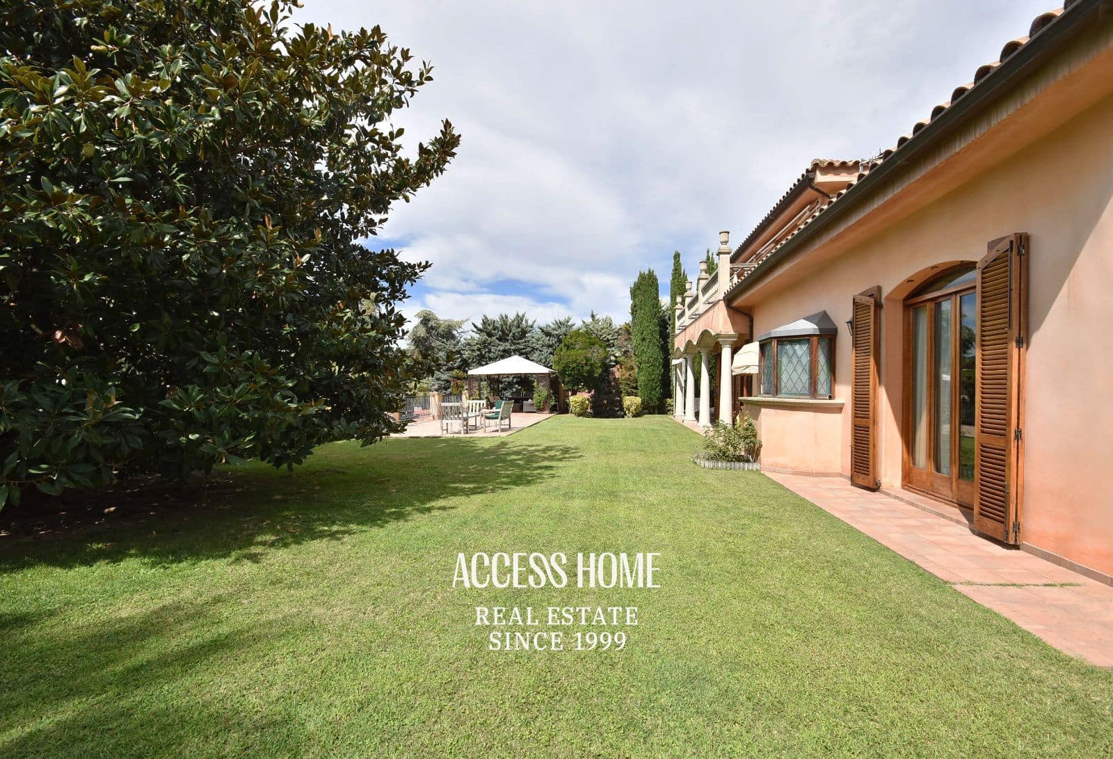 6 soverom Villa til salgs i Caldes d'Estrac med svømmebasseng garasje - € 1 550 000 (Ref: 9271878)