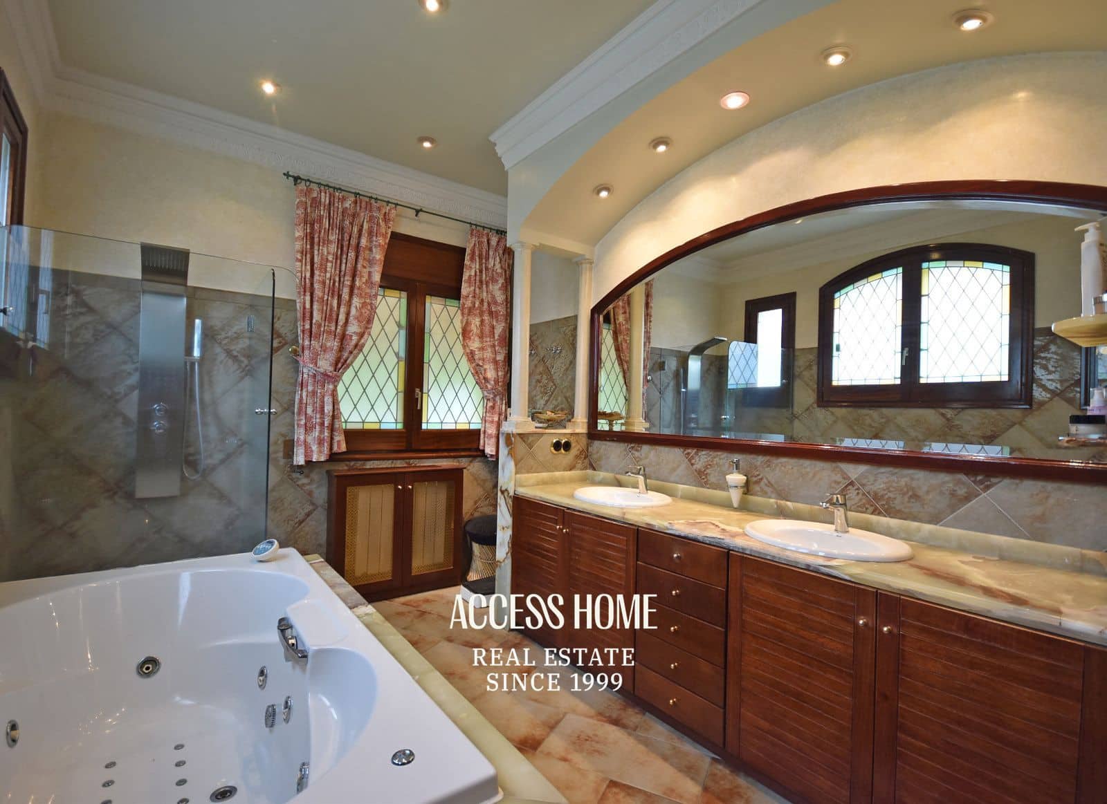 6 soverom Villa til salgs i Caldes d'Estrac med svømmebasseng garasje - € 1 550 000 (Ref: 9271878)