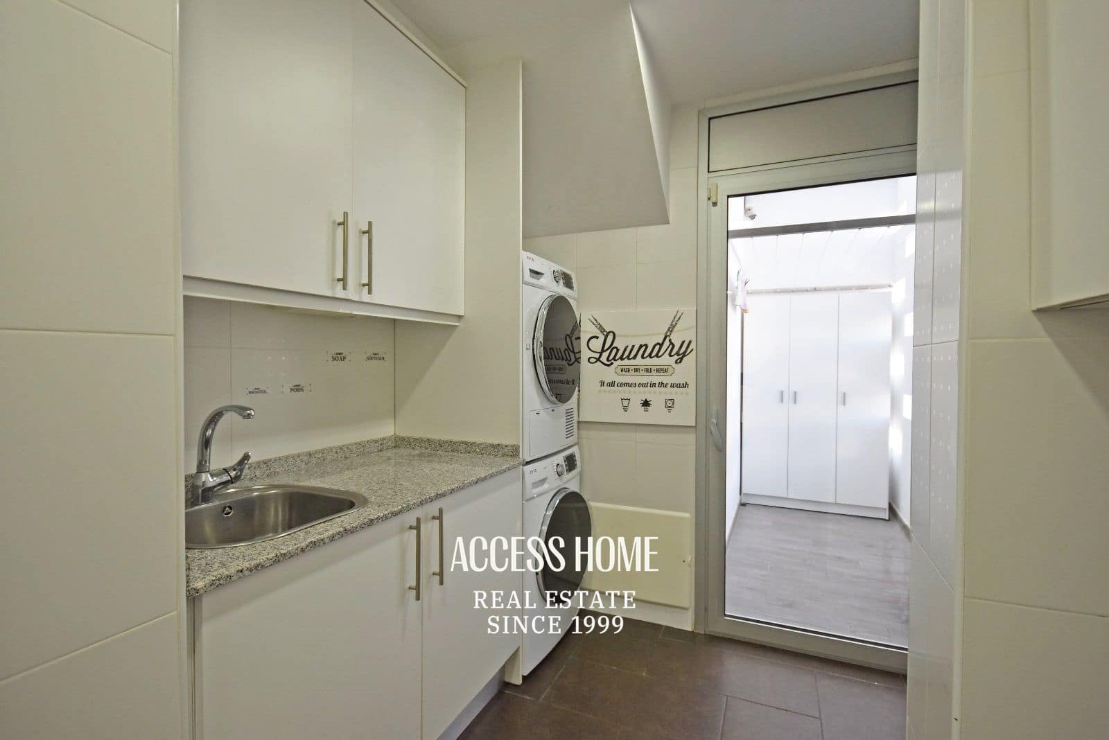 5 makuuhuone Huvila myytävänä paikassa Mataro mukana uima-altaan 
autotalli - 1 180 000 € (Ref: 9279818)