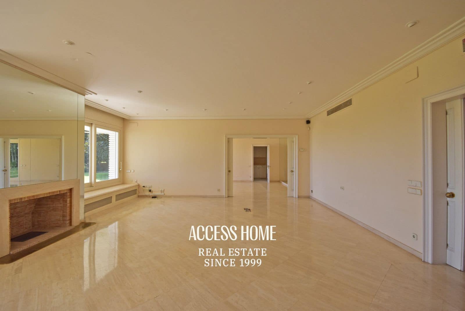 Villa till salu i Sant Vicenc de Montalt med pool - 2 500 000 € (Ref: 9307274)