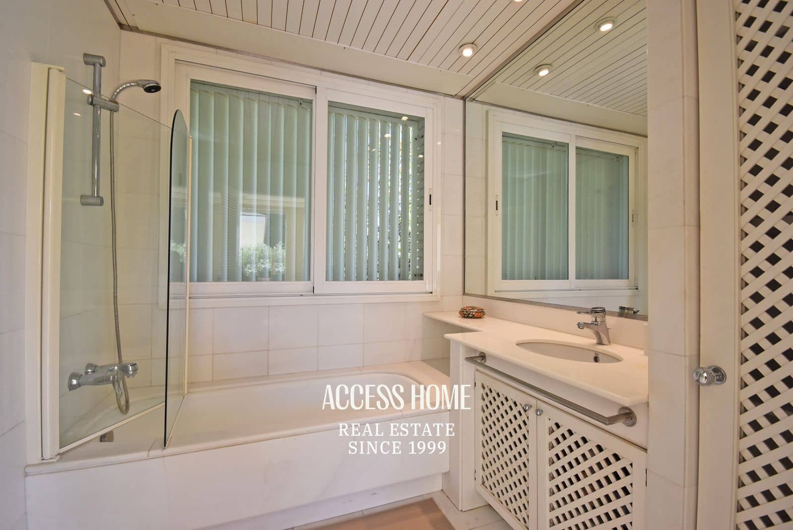 Villa till salu i Sant Vicenc de Montalt med pool - 2 500 000 € (Ref: 9307274)