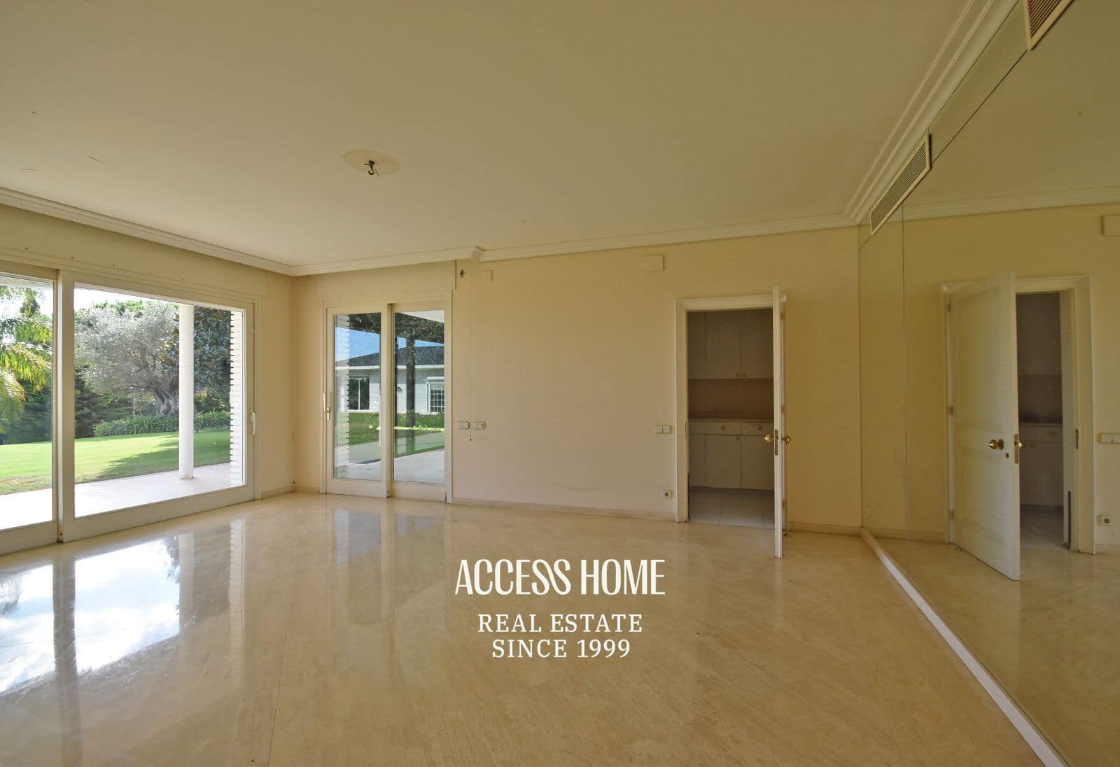 Villa till salu i Sant Vicenc de Montalt med pool - 2 500 000 € (Ref: 9307274)