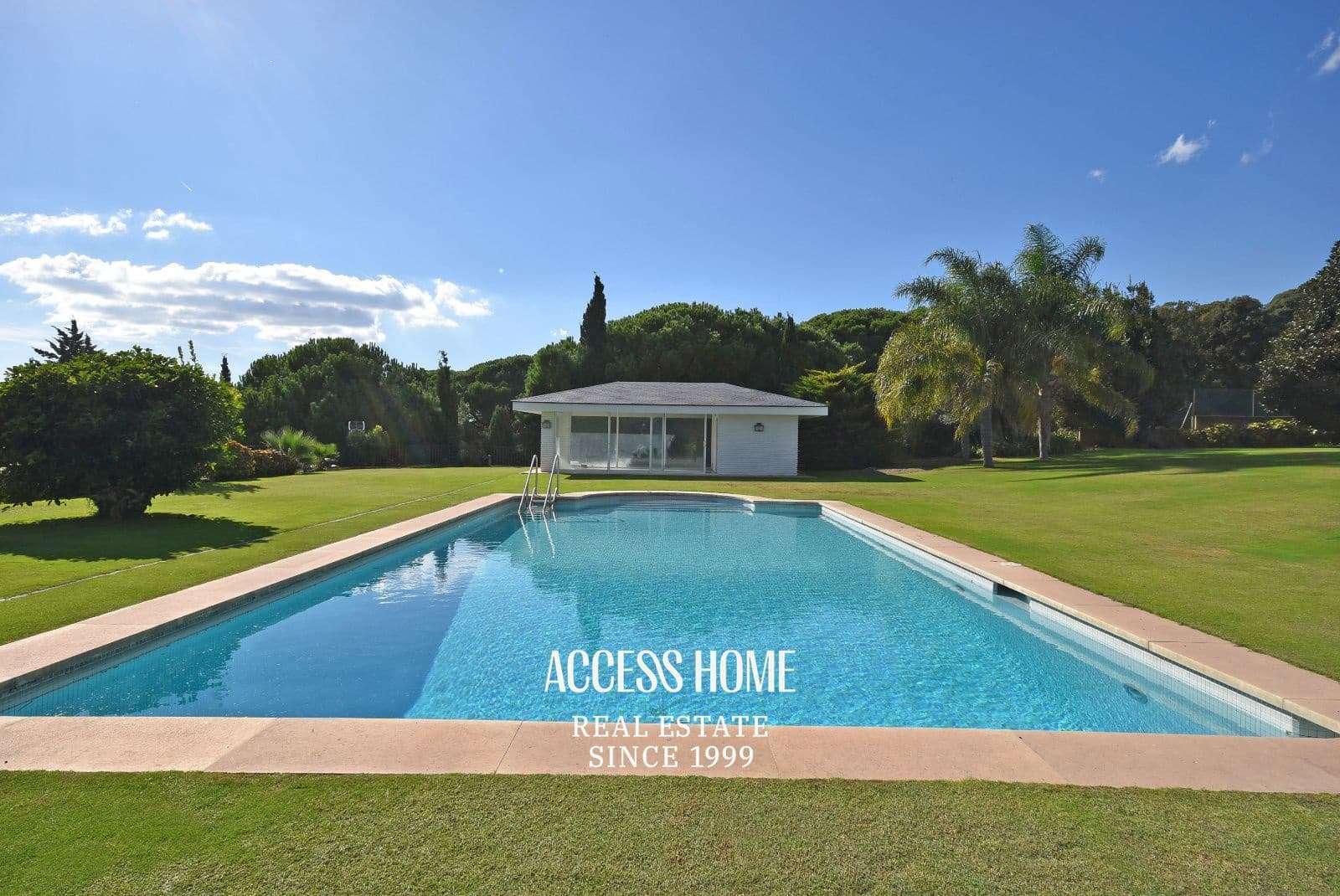 Villa till salu i Sant Vicenc de Montalt med pool - 2 500 000 € (Ref: 9307274)