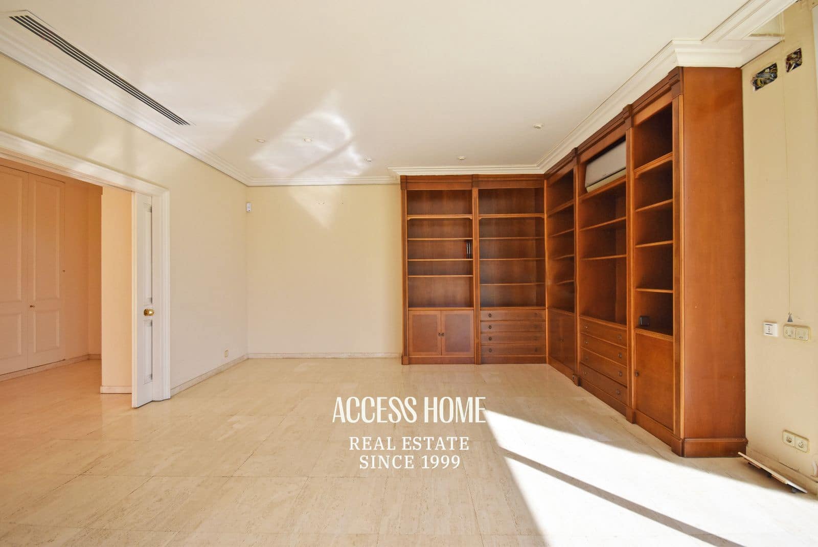 Villa till salu i Sant Vicenc de Montalt med pool - 2 500 000 € (Ref: 9307274)