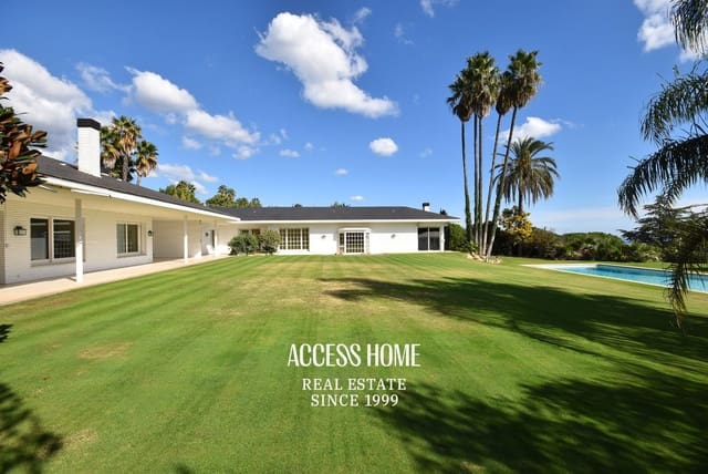 Huvila myytävänä paikassa Sant Vicenç de Montalt mukana uima-altaan - 2 500 000 € (Ref: 9307274)