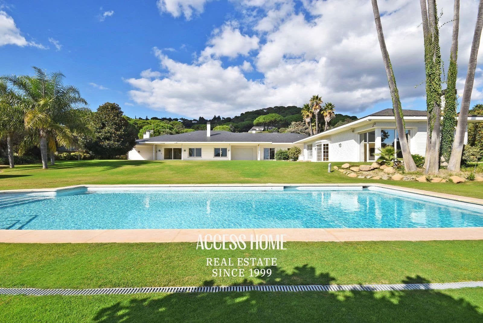 Villa till salu i Sant Vicenc de Montalt med pool - 2 500 000 € (Ref: 9307274)