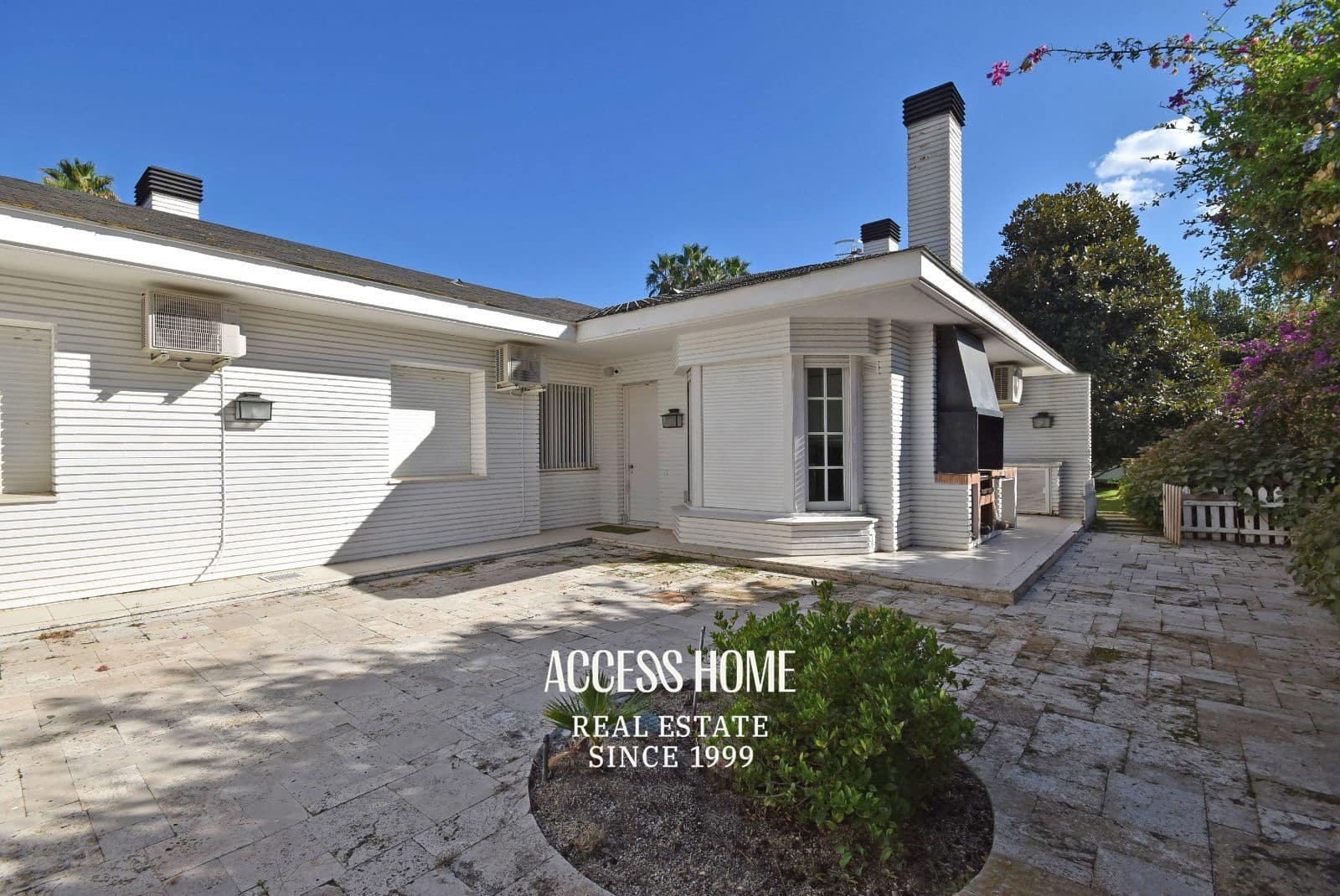 Villa till salu i Sant Vicenc de Montalt med pool - 2 500 000 € (Ref: 9307274)