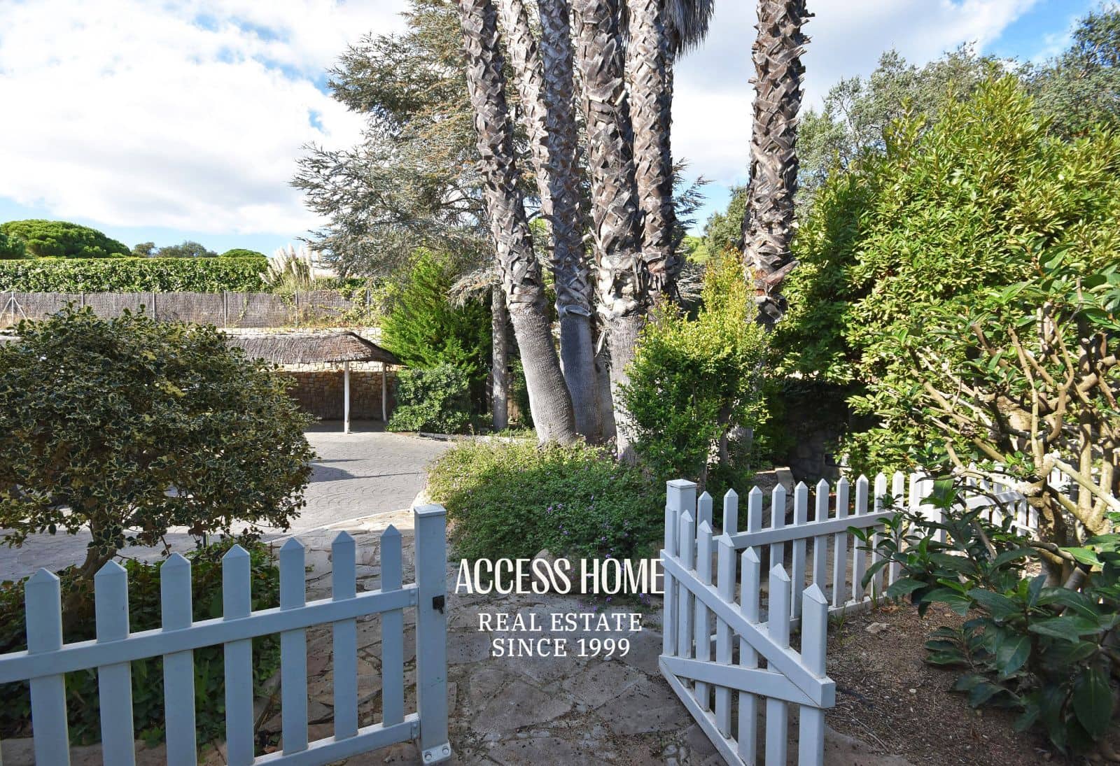 Villa till salu i Sant Vicenc de Montalt med pool - 2 500 000 € (Ref: 9307274)