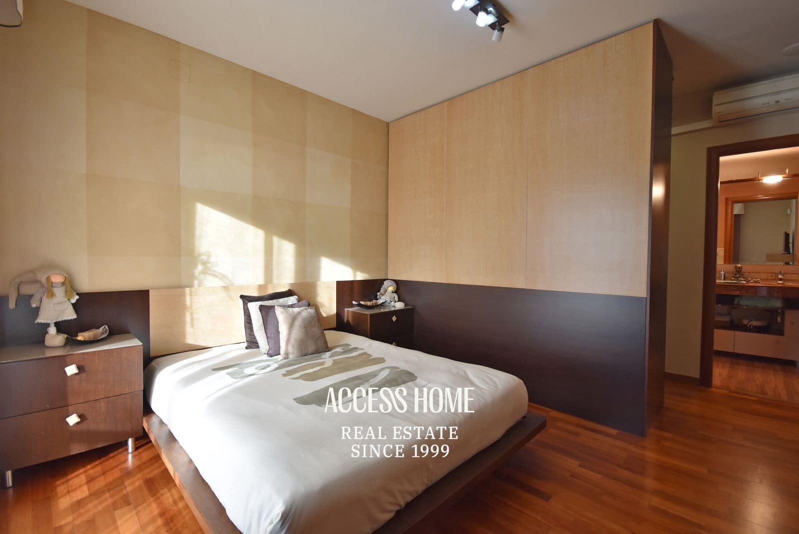 5 soverom Villa til salgs i Premia de Dalt med svømmebasseng garasje - € 795 000 (Ref: 9332869)