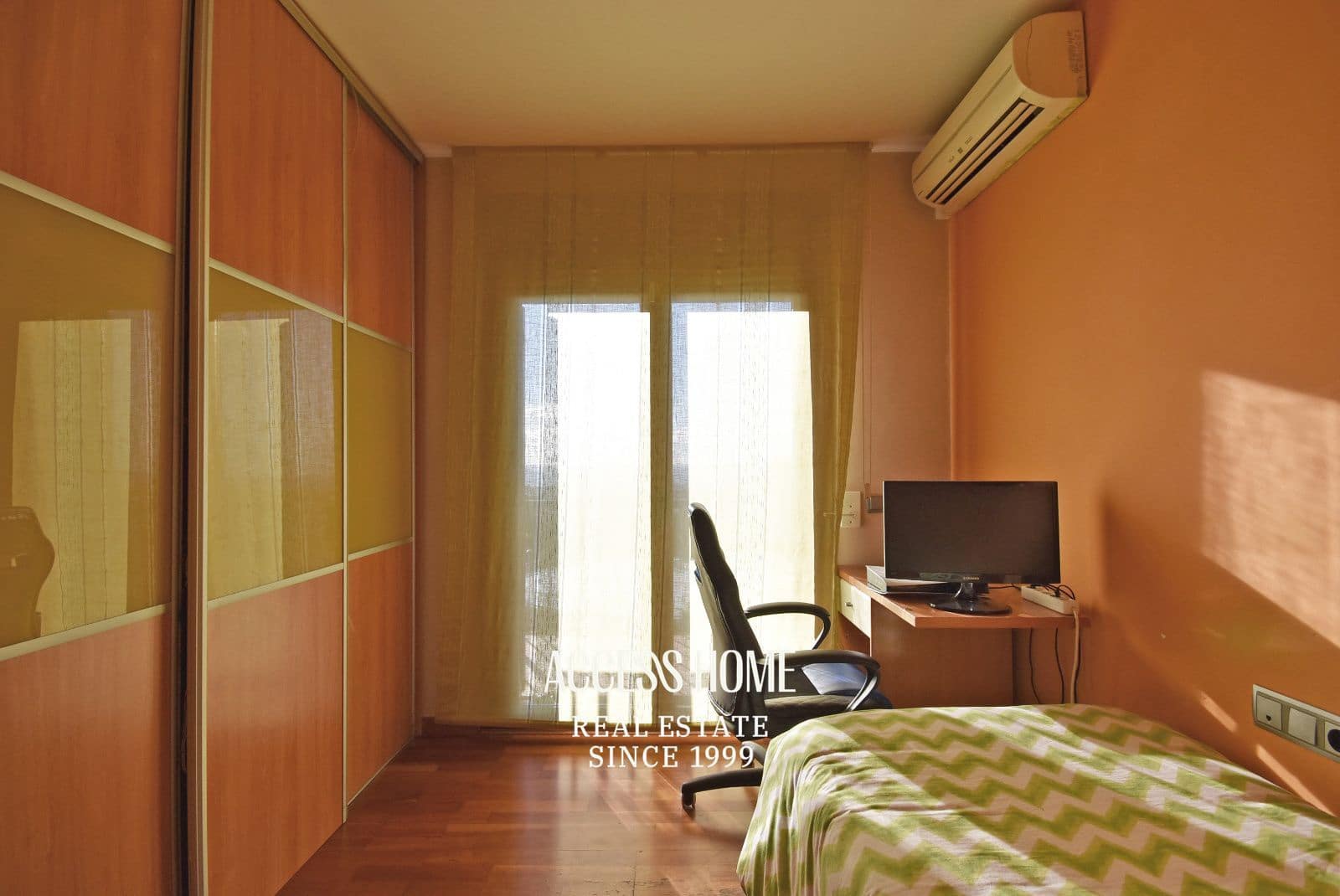 5 soverom Villa til salgs i Premia de Dalt med svømmebasseng garasje - € 795 000 (Ref: 9332869)