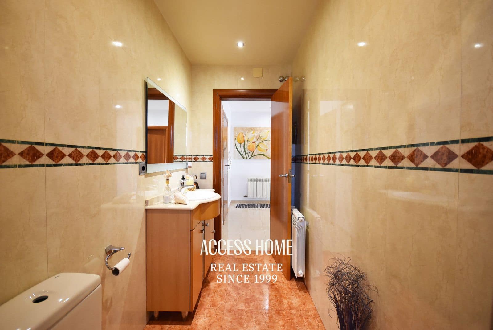 5 soverom Villa til salgs i Premia de Dalt med svømmebasseng garasje - € 795 000 (Ref: 9332869)