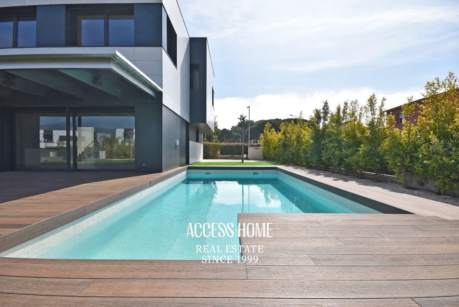 5 soverom Villa til salgs i Sant Andreu de Llavaneres med svømmebasseng garasje - € 1 390 000 (Ref: 9338792)