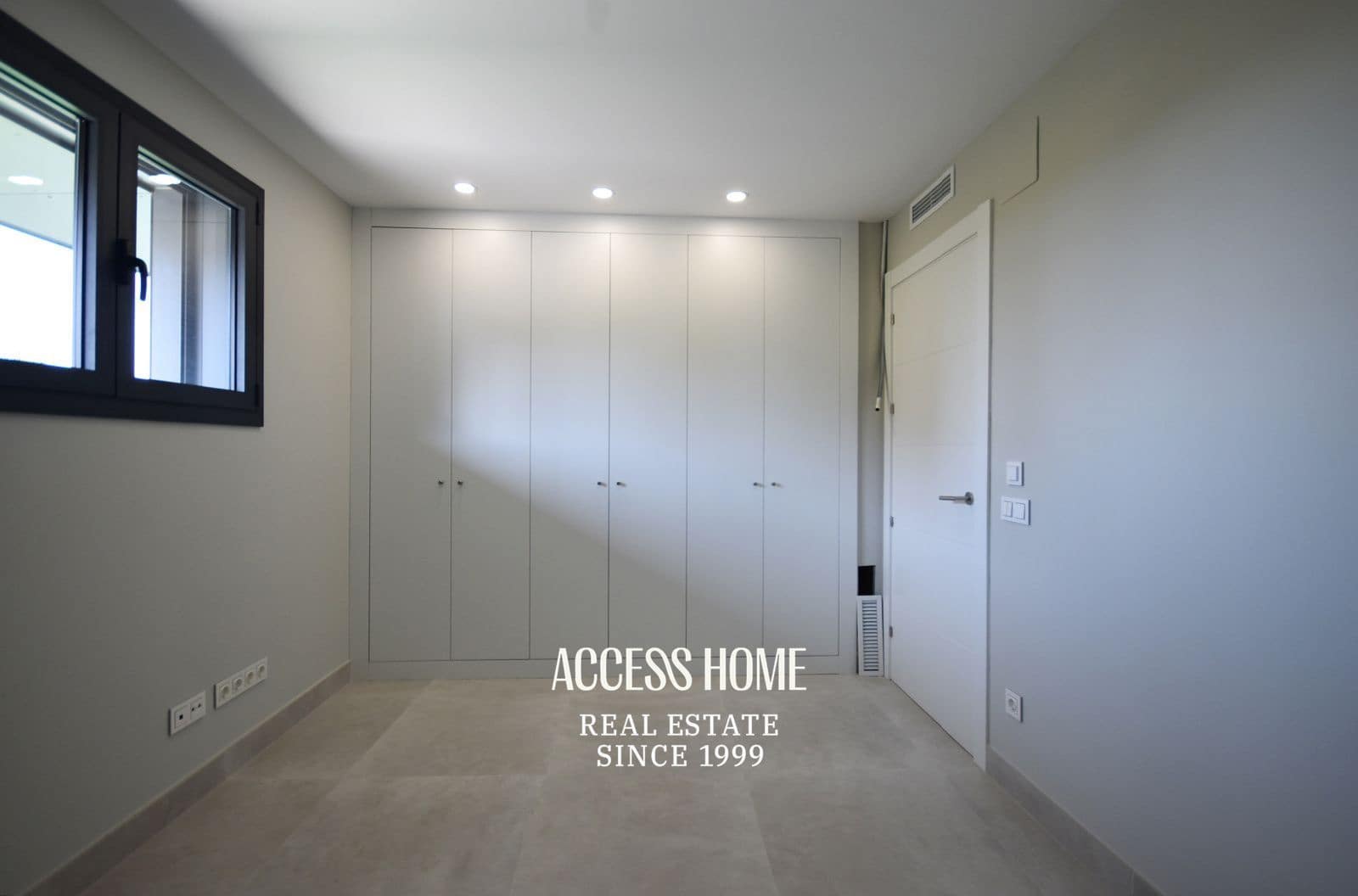 5 soverom Villa til salgs i Sant Andreu de Llavaneres med svømmebasseng garasje - € 1 390 000 (Ref: 9338792)