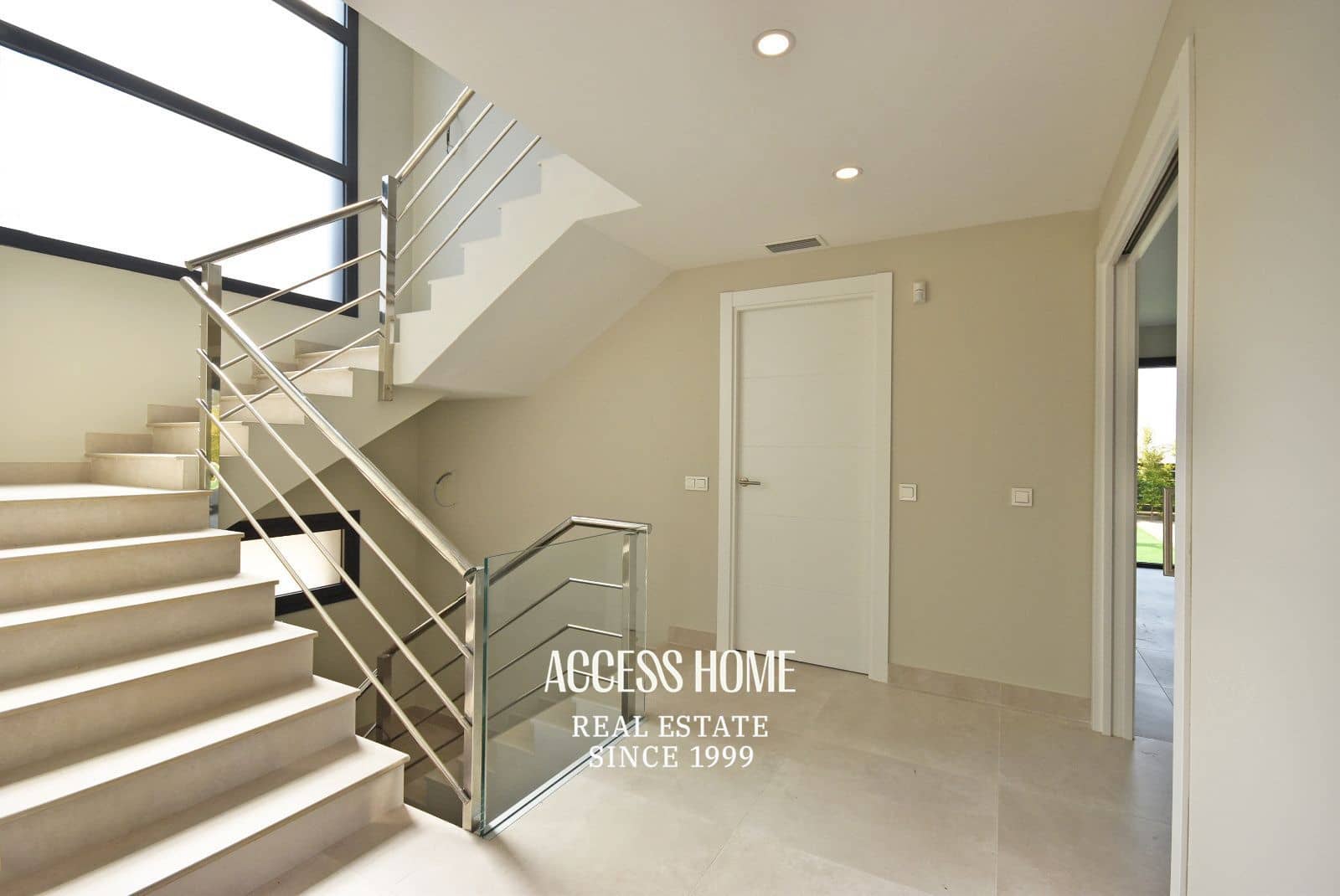 5 soverom Villa til salgs i Sant Andreu de Llavaneres med svømmebasseng garasje - € 1 390 000 (Ref: 9338792)