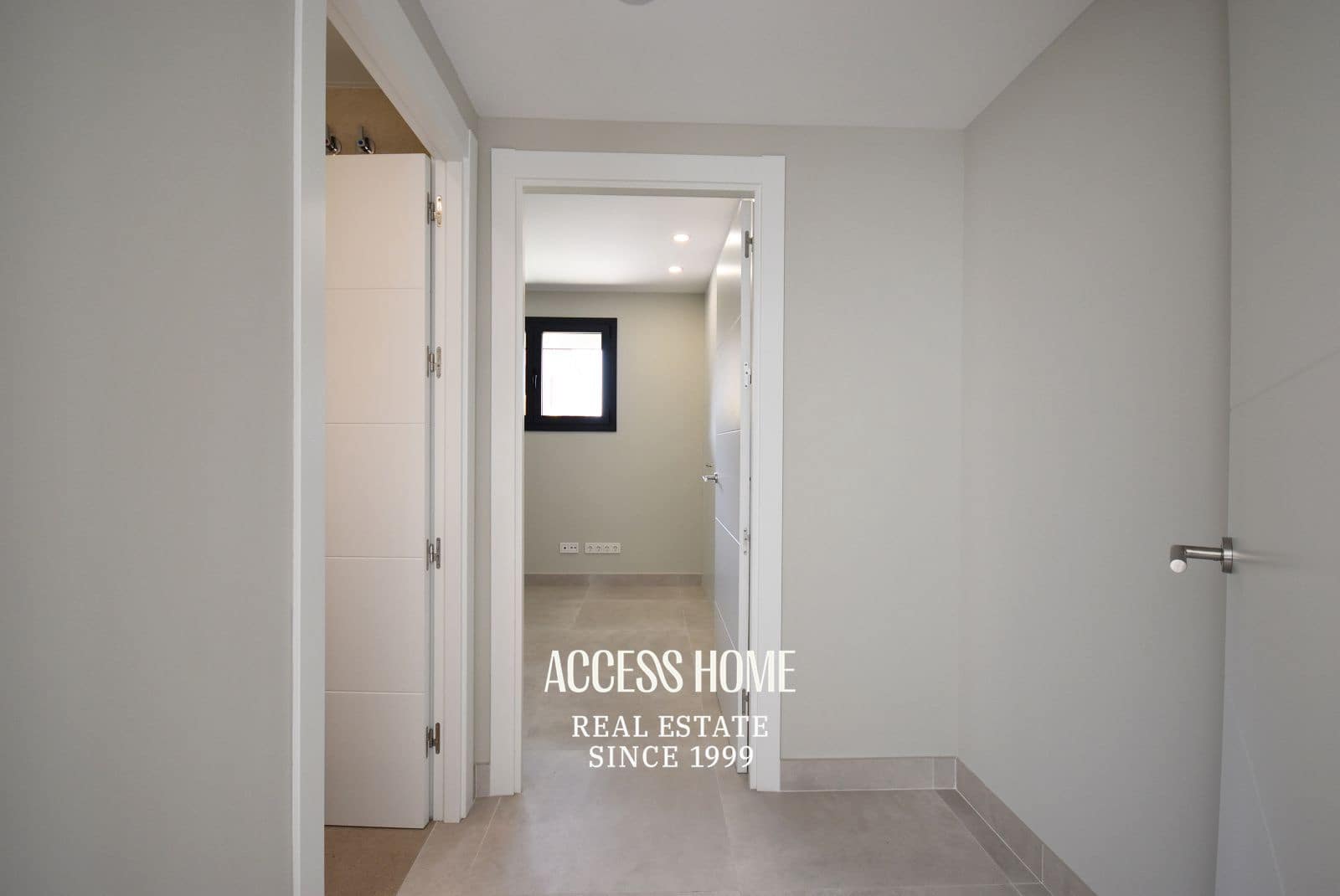 5 soverom Villa til salgs i Sant Andreu de Llavaneres med svømmebasseng garasje - € 1 390 000 (Ref: 9338792)