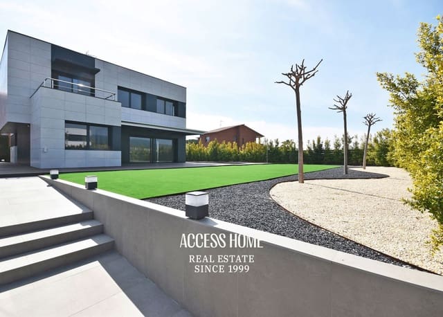 5 soverom Villa til salgs i Sant Andreu de Llavaneres med svømmebasseng garasje - € 1 390 000 (Ref: 9338792)