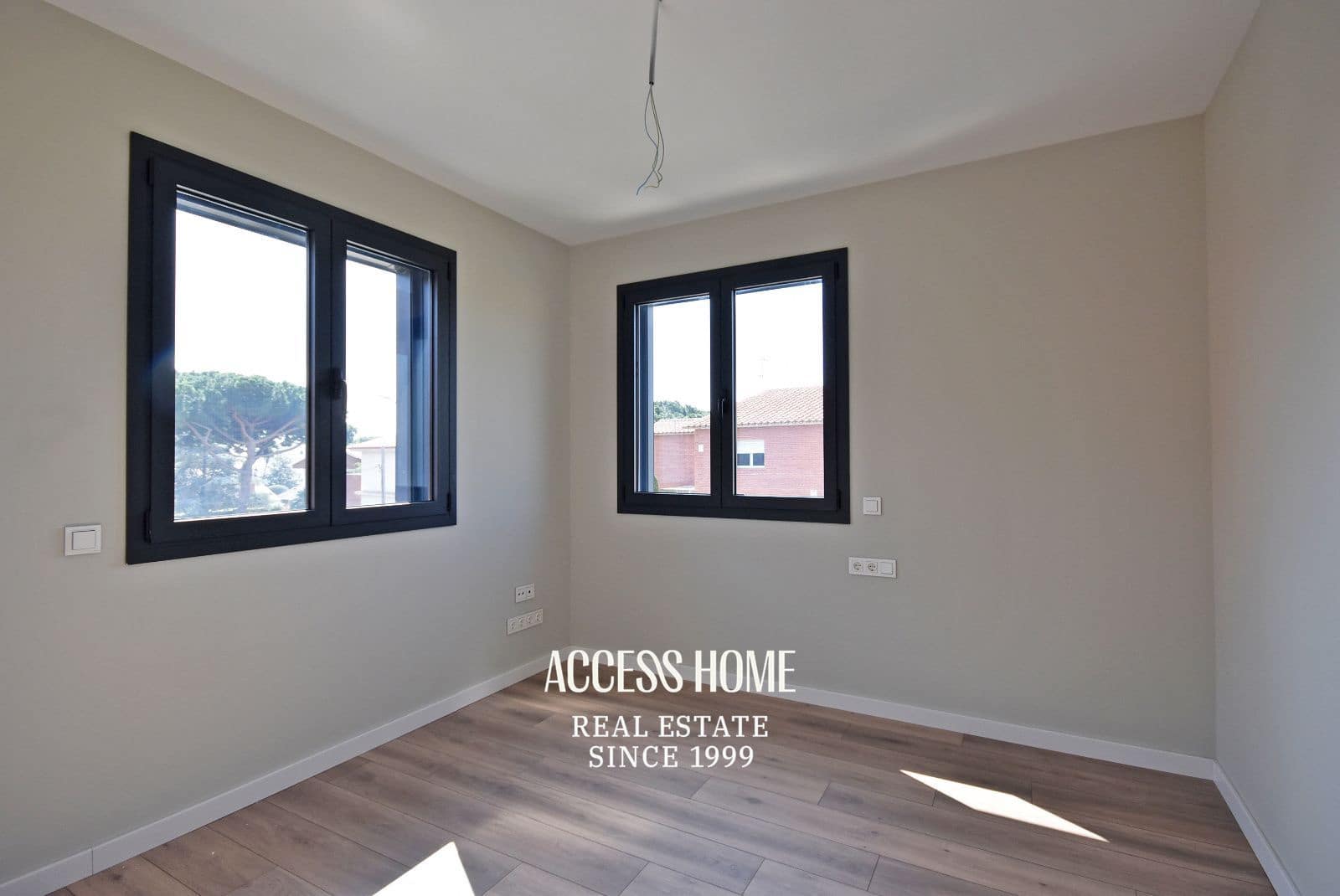 5 soverom Villa til salgs i Sant Andreu de Llavaneres med svømmebasseng garasje - € 1 390 000 (Ref: 9338792)