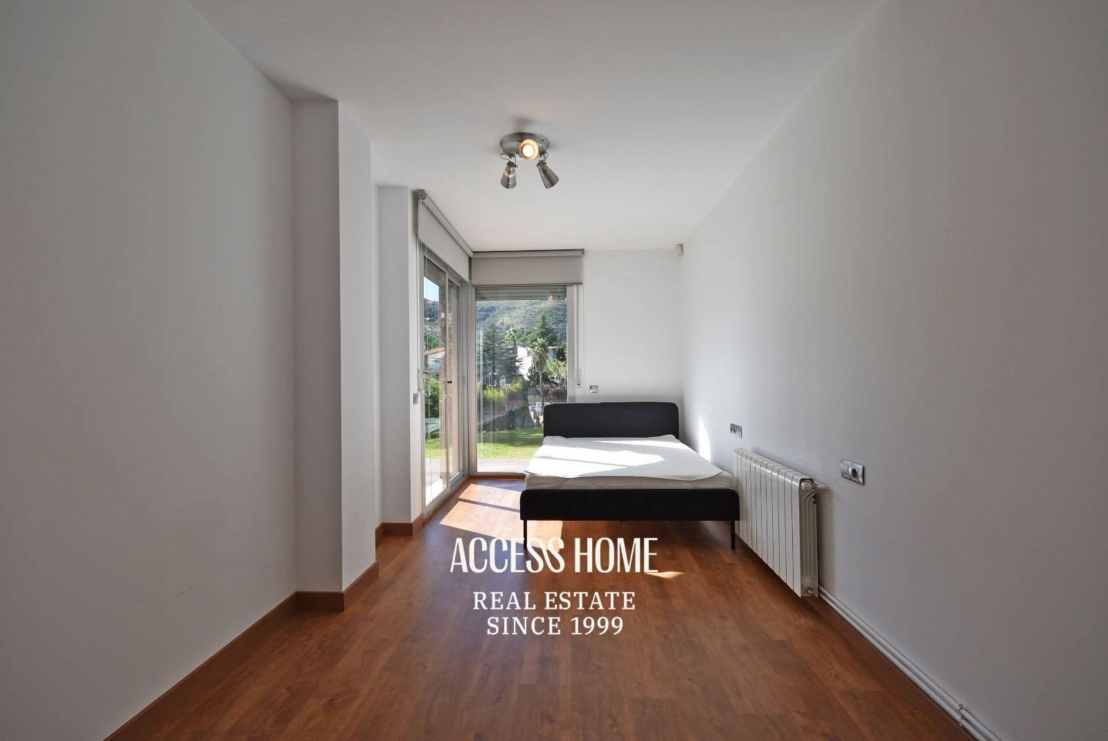 4 sypialnia Willa na sprzedaż w Alella z basenem garażem - 799 000 € (Ref: 9340240)