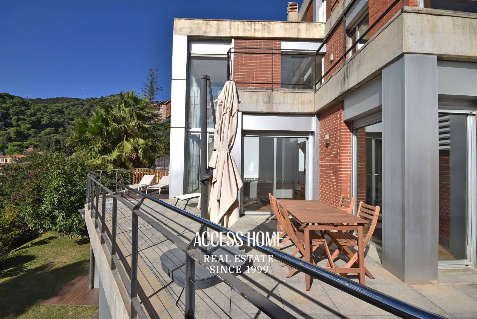 4 sypialnia Willa na sprzedaż w Alella z basenem garażem - 799 000 € (Ref: 9340240)