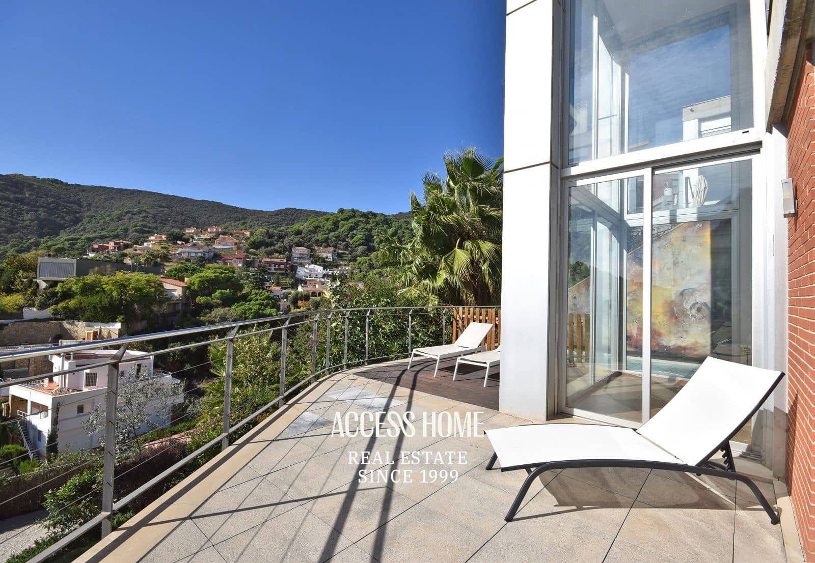 4 sypialnia Willa na sprzedaż w Alella z basenem garażem - 799 000 € (Ref: 9340240)