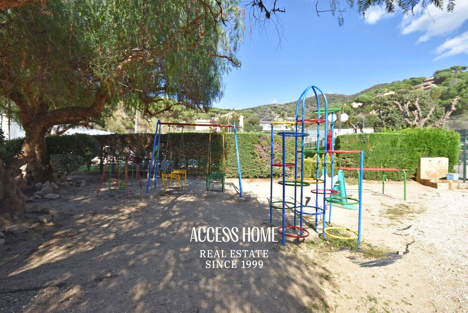 Villa til salg i Cabrils med swimmingpool - € 1.950.000 (Ref: 9356490)