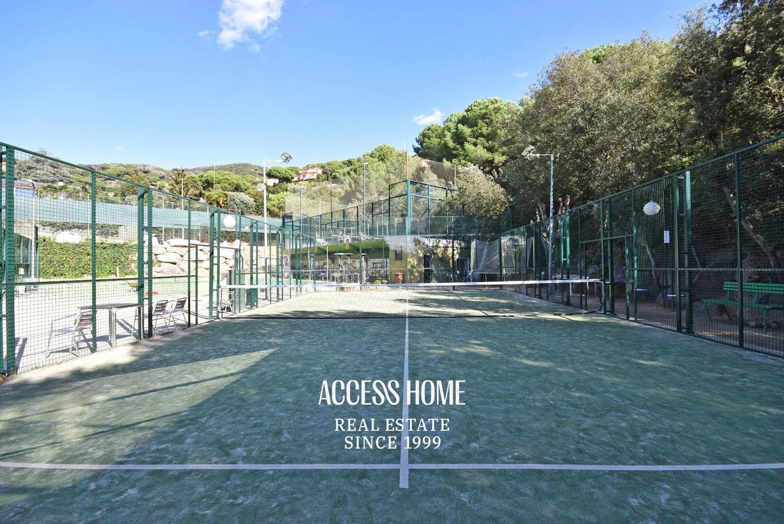 Villa til salg i Cabrils med swimmingpool - € 1.950.000 (Ref: 9356490)