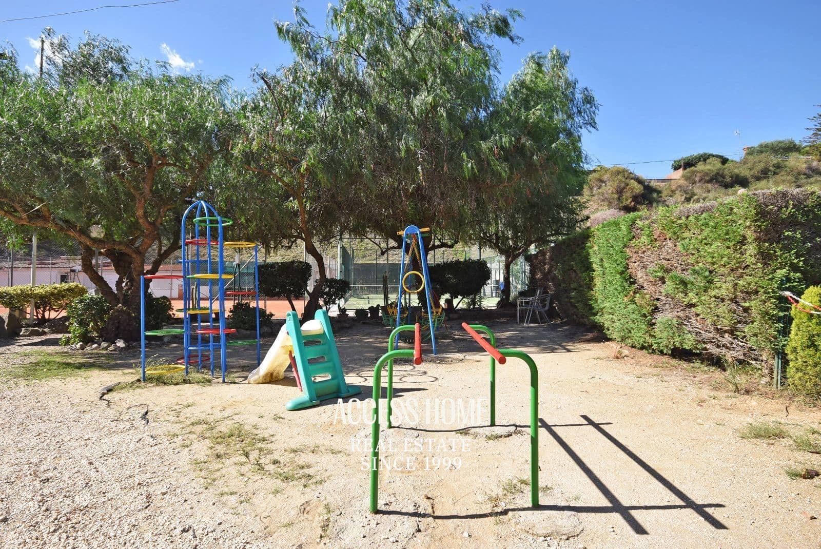 Villa til salg i Cabrils med swimmingpool - € 1.950.000 (Ref: 9356490)