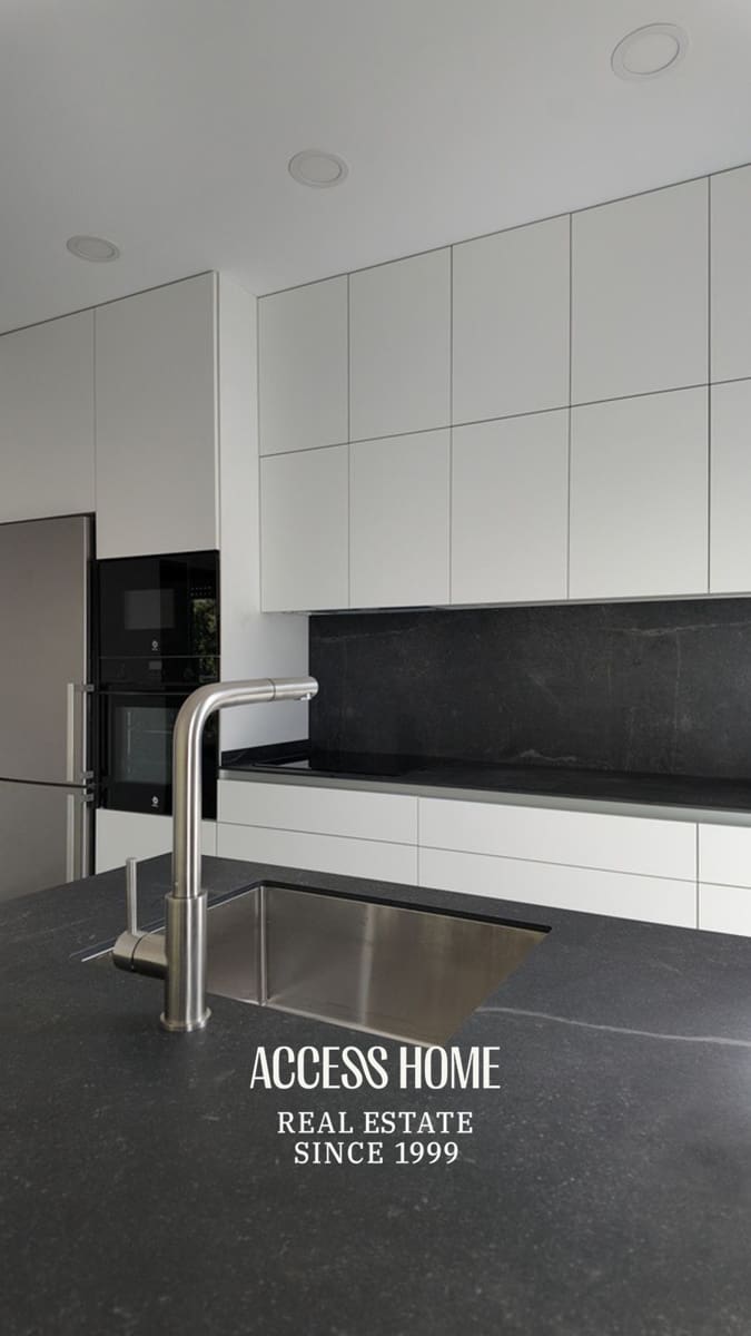 3 Zimmer Villa zu verkaufen in Llagostera mit Pool Garage - 430.000 € (Ref: 9356491)