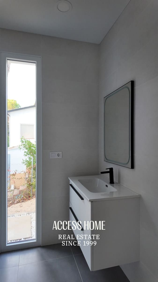 3 Zimmer Villa zu verkaufen in Llagostera mit Pool Garage - 430.000 € (Ref: 9356491)