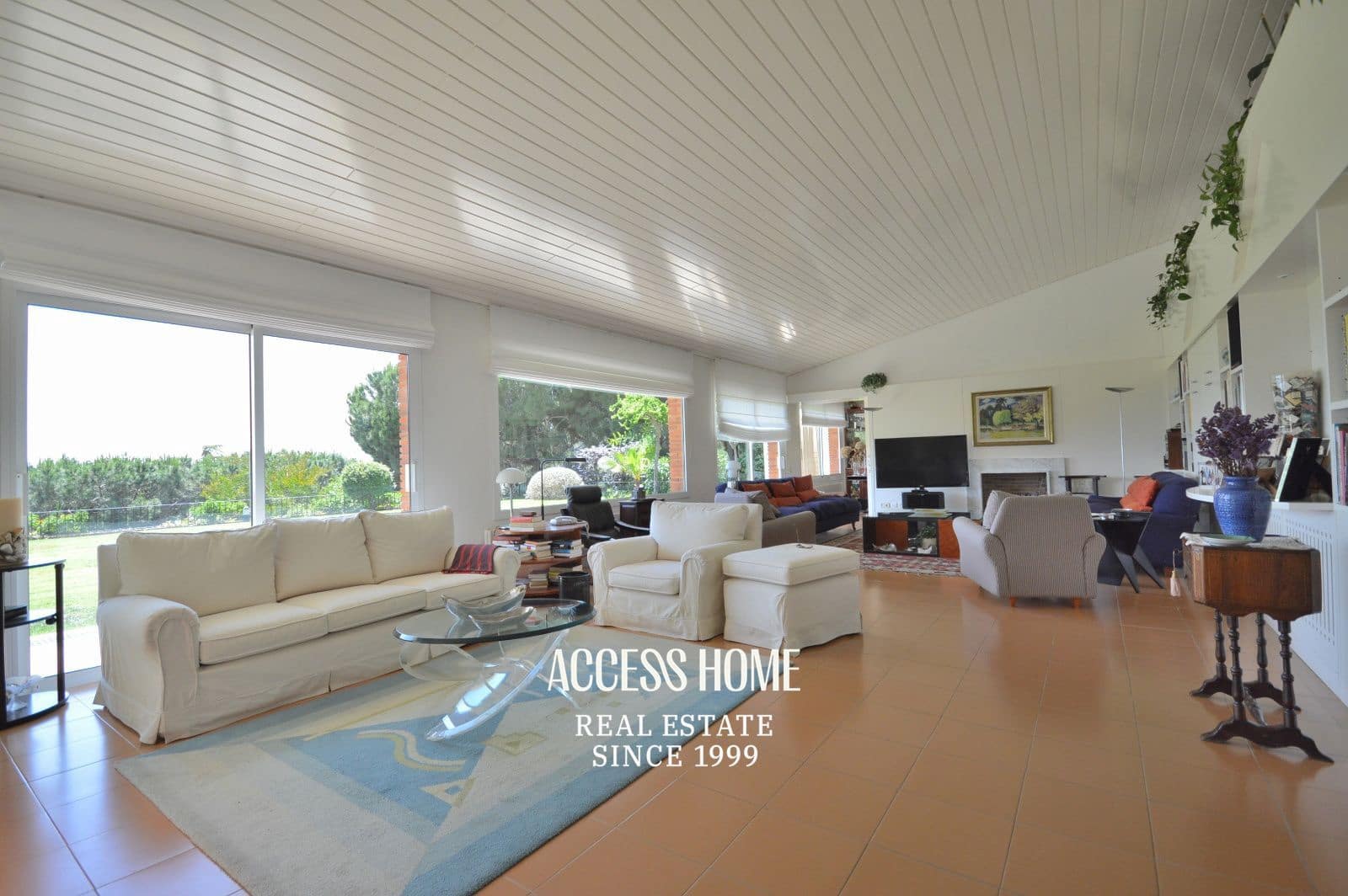 8 bedroom Villa for sale in Sant Vicenc de Montalt with pool garage - € 2,700,000 (Ref: 9363105)