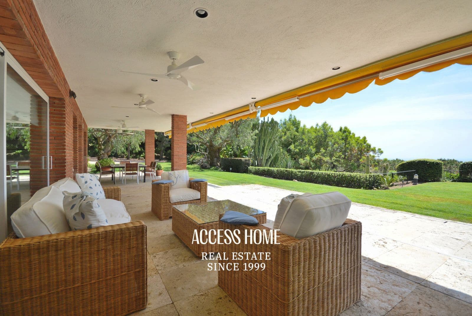 8 bedroom Villa for sale in Sant Vicenc de Montalt with pool garage - € 2,700,000 (Ref: 9363105)