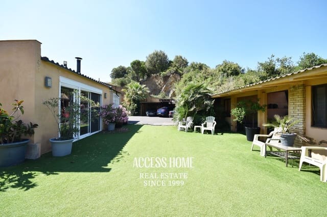 11 bedroom Villa for sale in Alella with pool garage - € 1,600,000 (Ref: 9378188)