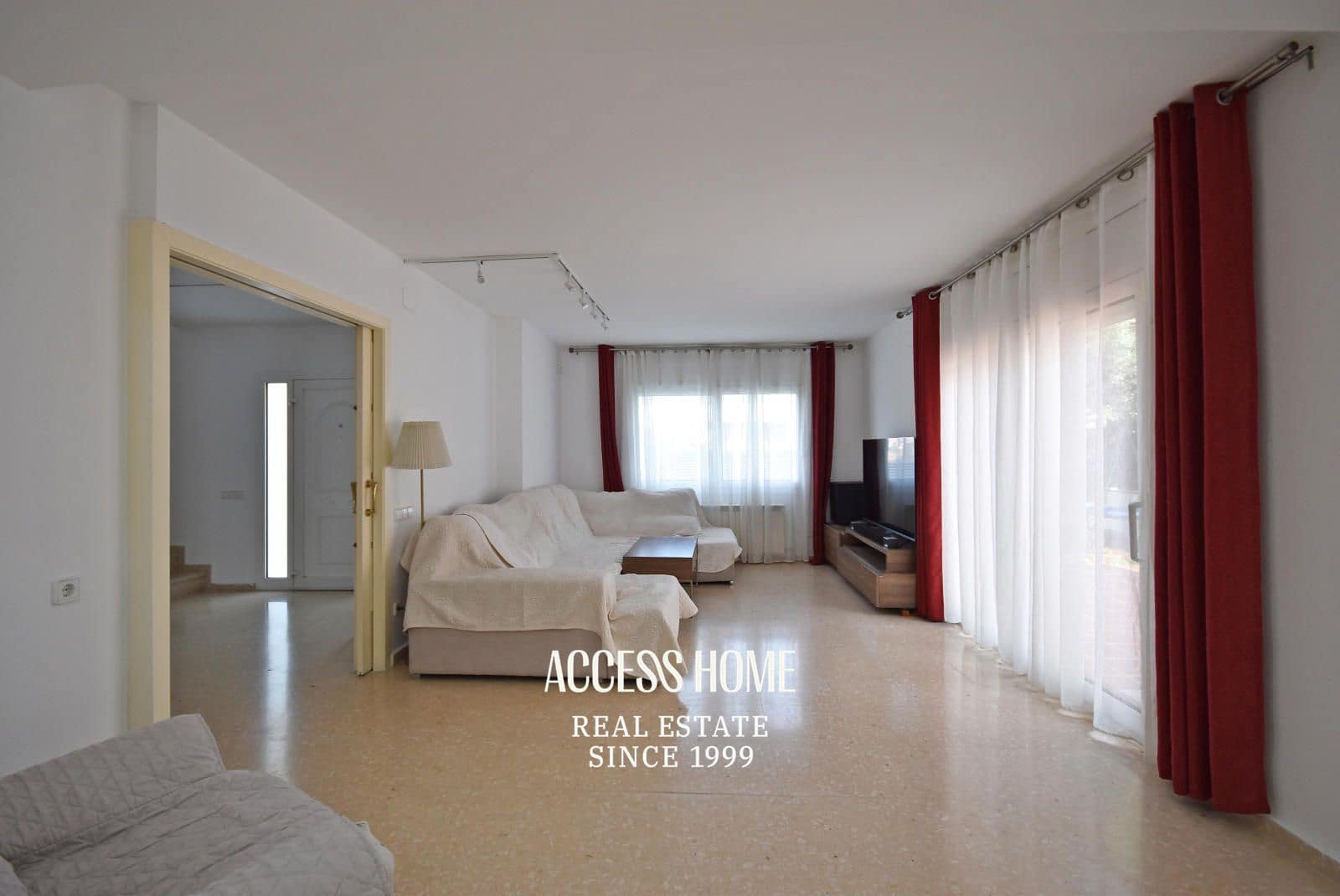 5 sypialnia Willa na sprzedaż w Alella z basenem garażem - 1 200 000 € (Ref: 9379998)