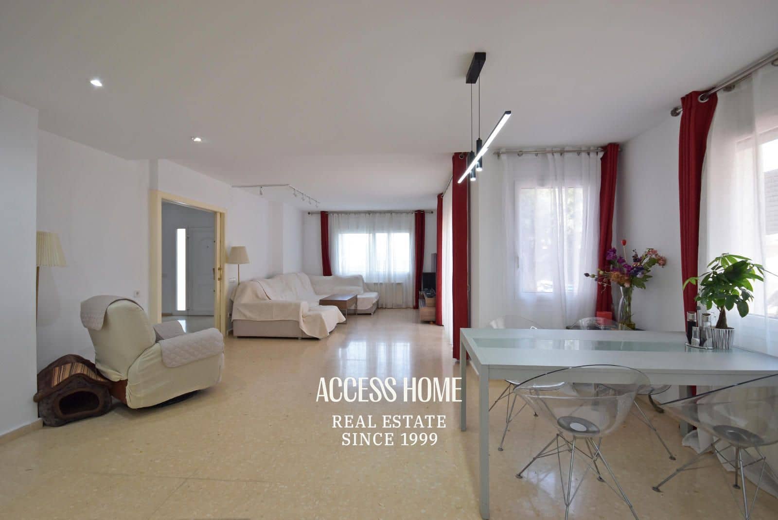 5 sypialnia Willa na sprzedaż w Alella z basenem garażem - 1 200 000 € (Ref: 9379998)