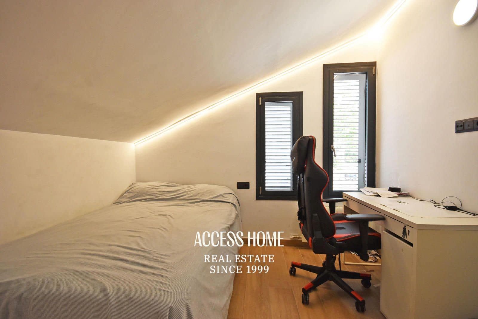 5 sovrum Villa till salu i Canet de Mar med pool garage - 890 000 € (Ref: 9384882)