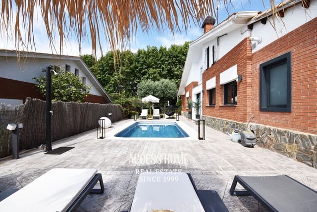 5 sypialnia Willa na sprzedaż w Canet de Mar z basenem garażem - 890 000 € (Ref: 9384882)