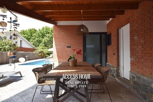 5 sypialnia Willa na sprzedaż w Canet de Mar z basenem garażem - 890 000 € (Ref: 9384882)