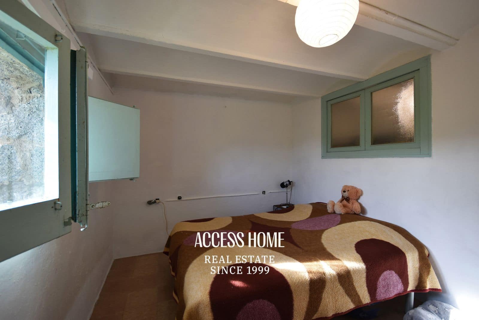 4 bedroom Villa for sale in Premia de Dalt with pool garage - € 930,000 (Ref: 9399876)