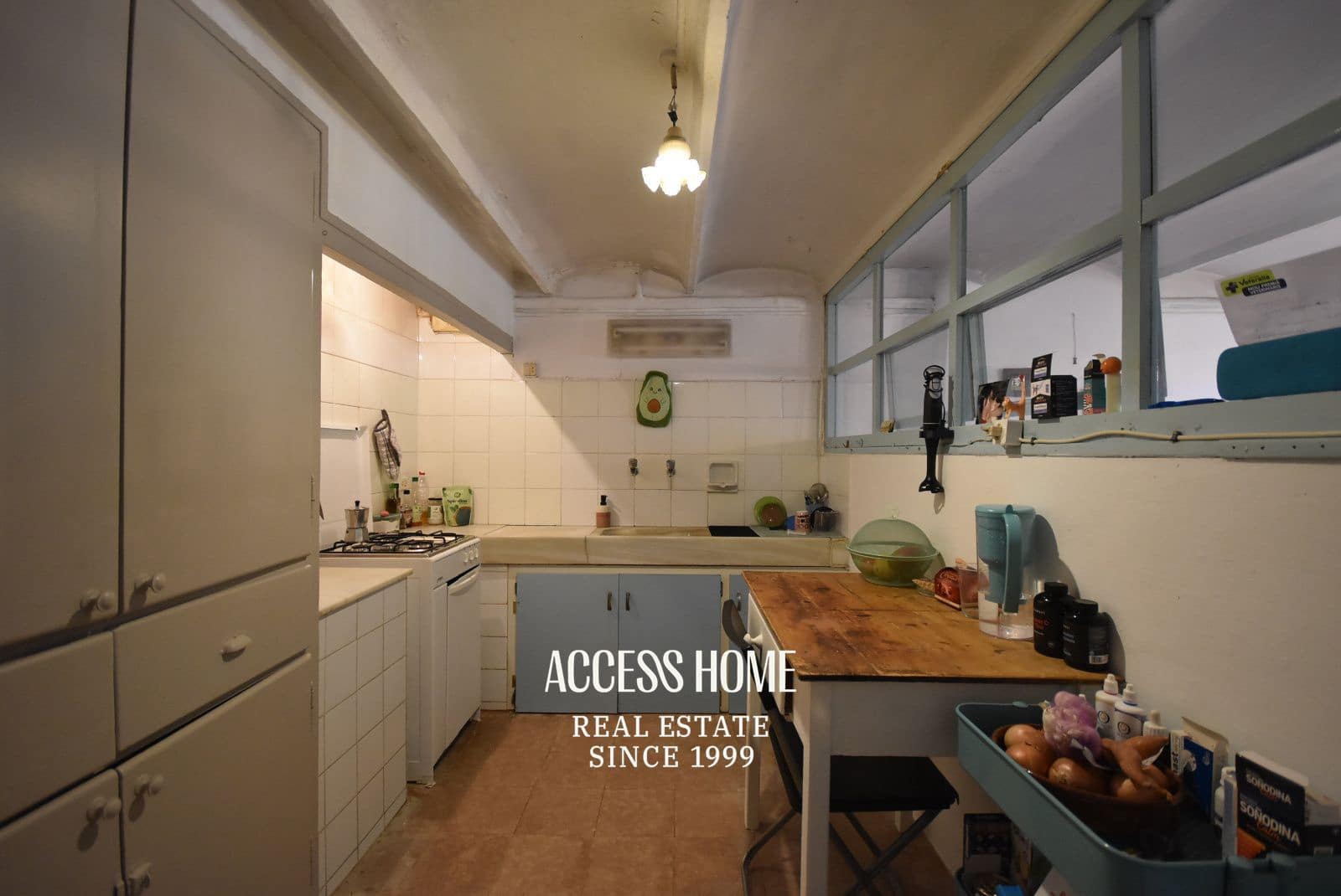 4 bedroom Villa for sale in Premia de Dalt with pool garage - € 930,000 (Ref: 9399876)