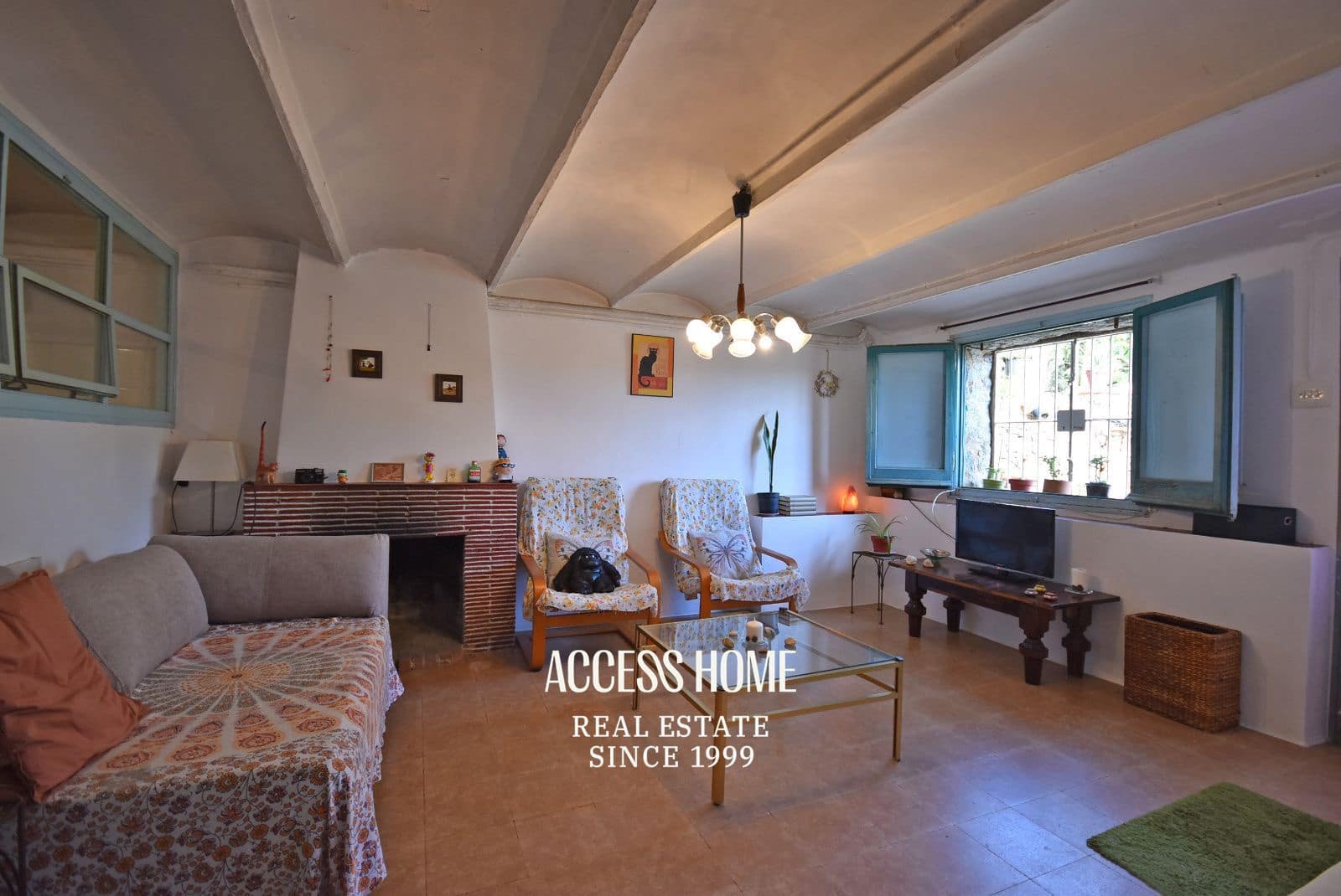 4 bedroom Villa for sale in Premia de Dalt with pool garage - € 930,000 (Ref: 9399876)